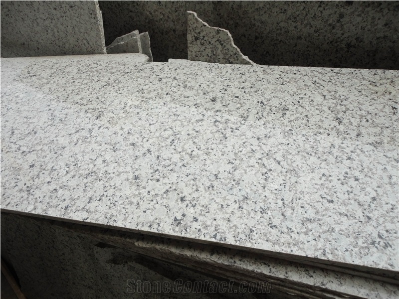 White Magnolia Granite Slabs, China White/Grey Granite Polished Slabs