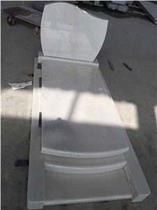 China Top Design Natural Polished Snow White Marble Tombstone & Monument