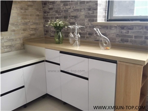 Beige Quartz Stone Kitchen Countertop/Engineered Stone Countertop/Artificial Stone Countertop /Solid Surface Top/Quartz Countertop/Silestone