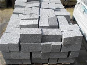 Quintana Grey Granite Cubes