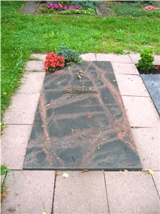 Aurora Borealis Granite Monument Design, Red Granite Tombstone Finland