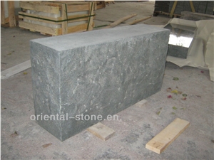 China Green Galaxy Granite Cremation Bench Engraved Tombstones, Heart Carving Headstones, Memorial Stone Gravestone, Custom Tombstone Monument Design, Western American Style Single Monuments