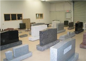 China Pepper White Granite Cemetery Engraved Headstones Tombstones, Memorial Stone Gravestones, Custom Tombstone Monument Design, Western American Style Single Monuments