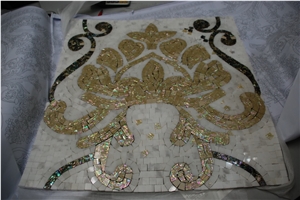 Natural Shell Medalion