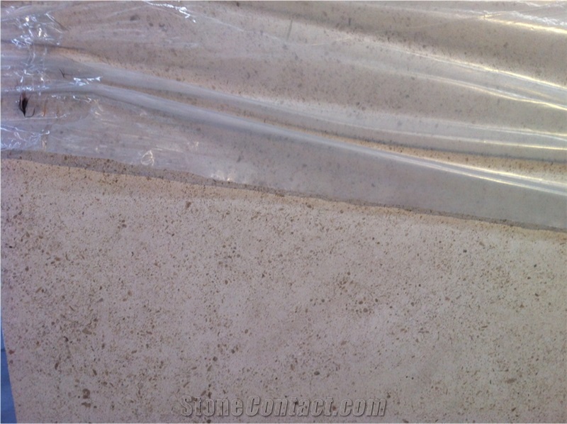 Crema Bello Polished Slabs