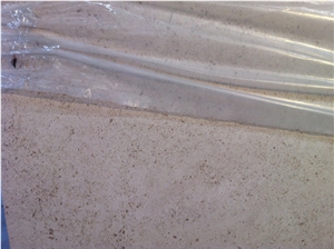 Crema Bello Polished Slabs
