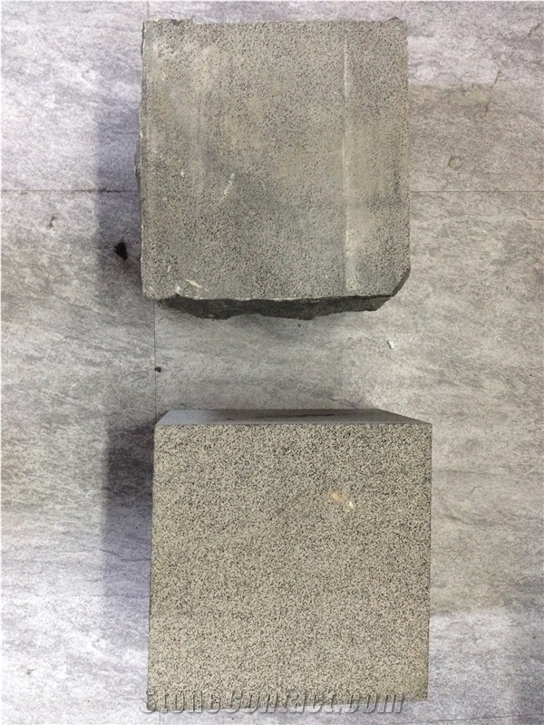 Hainan Black Basalt Cobble Stone, Cube Stone Surface Machinecut, Other Sides Natural Split, China Black Basalt Paving Stone for Patio,Driveway