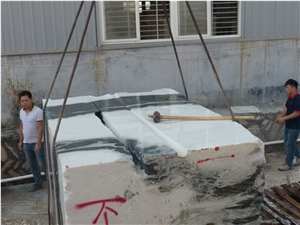 New and Raw Natural White Marble Blocks for Panda White New and Raw Natural White Marble Blocks for Panda White