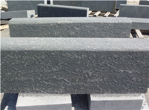 G684 Black Basalt Kerbstone