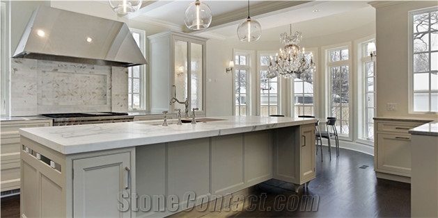 Calacatta White Manmade Artificial Marble High Gloss and Hardness 2/3cm Thick Slabs