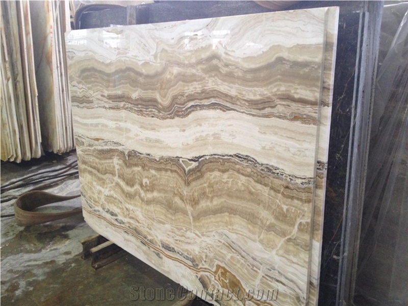 Traonyx Slabs