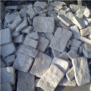 G682 Yellow Granite Cube Stone & Paver, Golden Dune, Sunset Gold Granite Floor Covering, Landsacping Stone