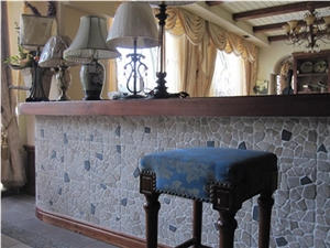 New Design Beige Tumbled Random Shape Travertine Removable Mosaic