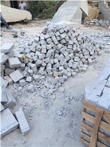 Fargo G603 Granite Cube Stone with All Sides Natural Split, Light Grey Granite Natural Cobble Stone for Garden Stepping Pavements, Cube Stones for Walkway/Driveway/Courtyard Road