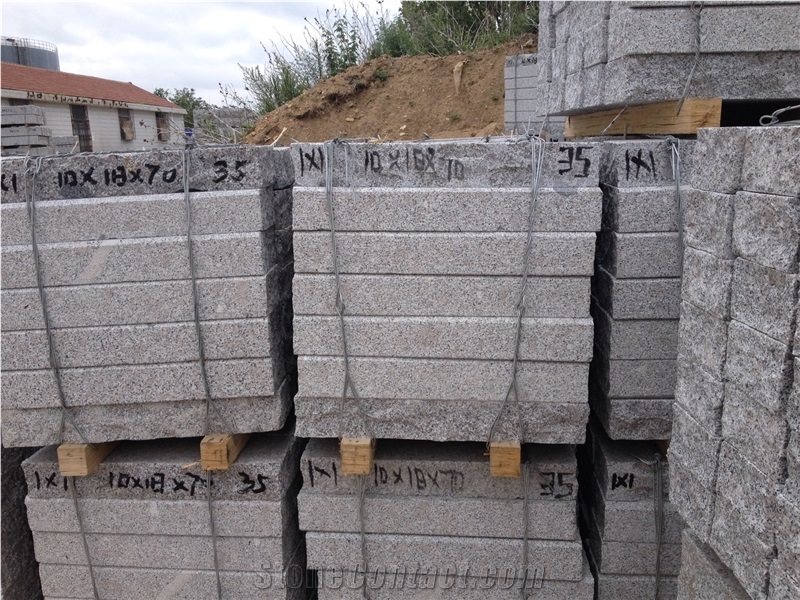 G341 Granite Ls3 Kerbstones Bush Hammered