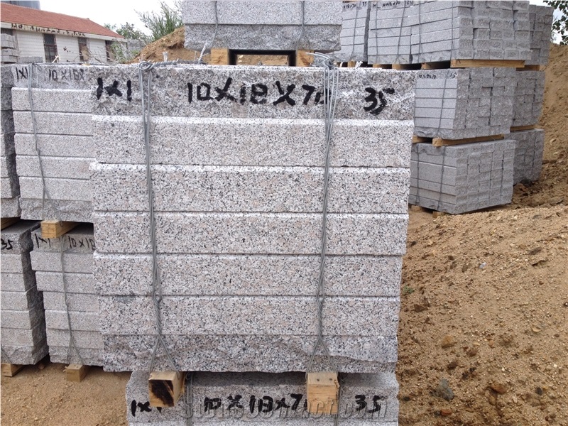 G341 Granite Ls3 Kerbstones Bush Hammered