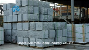G633 Granite Mushroomed Cladding, Grey Granite Mushroomed Stone