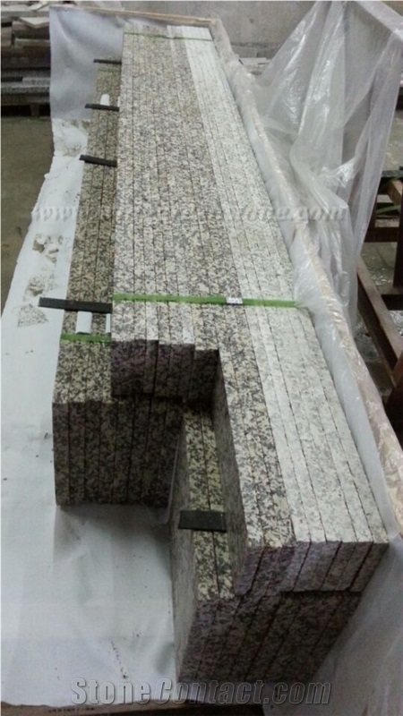 Competitive Price High Quality Chrysanthemum Yellow Granite Polished Stair,Steps & Risers, Treads and Threshold