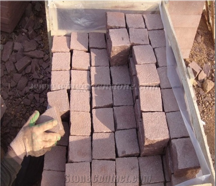 Competitive Price with High Quality China Red Granite Exterior Paving Cube Stone for Floor Covering