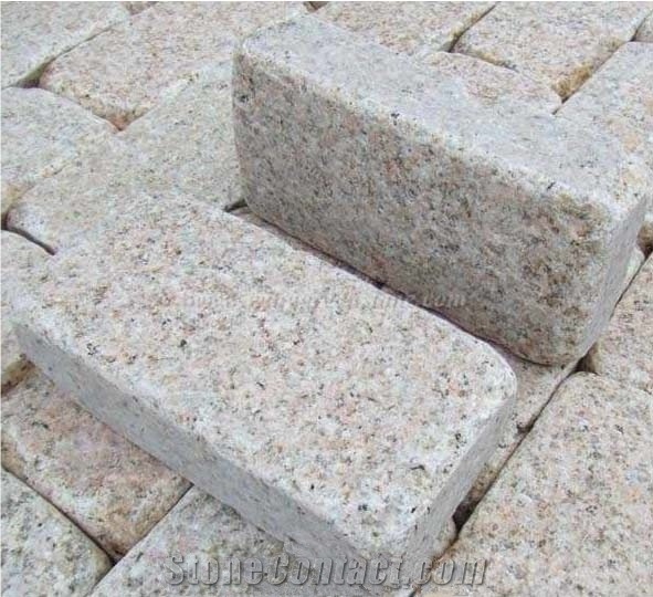 Popular G682 Yellow Granite Cubes, Rusty Yellow Granite Cobble Stone, Tumbled Giallo Rusty Granite Paving Sets, Tumbled Stone Pavers for Garden and Driveway Paving, Xiamen Winggreen Manufacturer