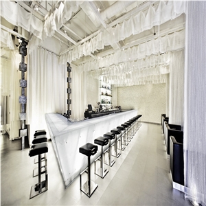 Lightweight Translucent Onyx Panels for Interior Design