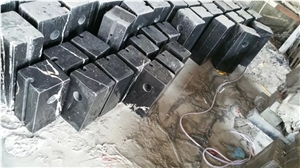 China Pure Black Marble Packing Stone,Guangxi Black Marble Car Packing Stone,Natural Black Marble Packing Barriers,Black Marble Packing Curbs