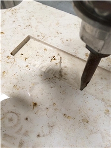 Raciszyn Travertine Shower Base