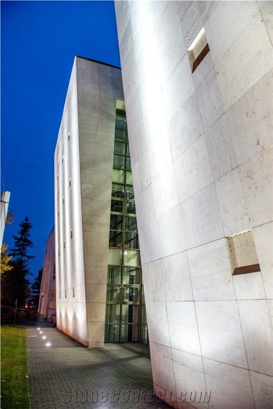 Travertine Dzialoszynski - Raciszyn Travertine- Facade