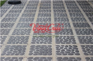 Black Pebble Stone Walkway Pavement