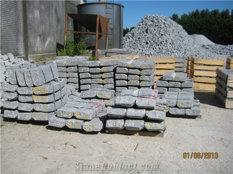 Granito Roriz Kerbs Radius and Kerbstones with Chamfer, Grey Granite Kerbstones