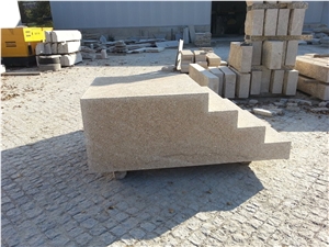 Amarelo Mondim Granite Block Deck Stair, Yellow Granite Stairs & Steps