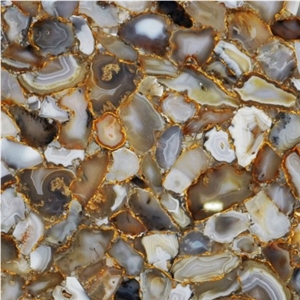 Agate Rubane with Gold