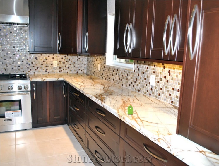 Roma Imperiale Quartzite Countertop