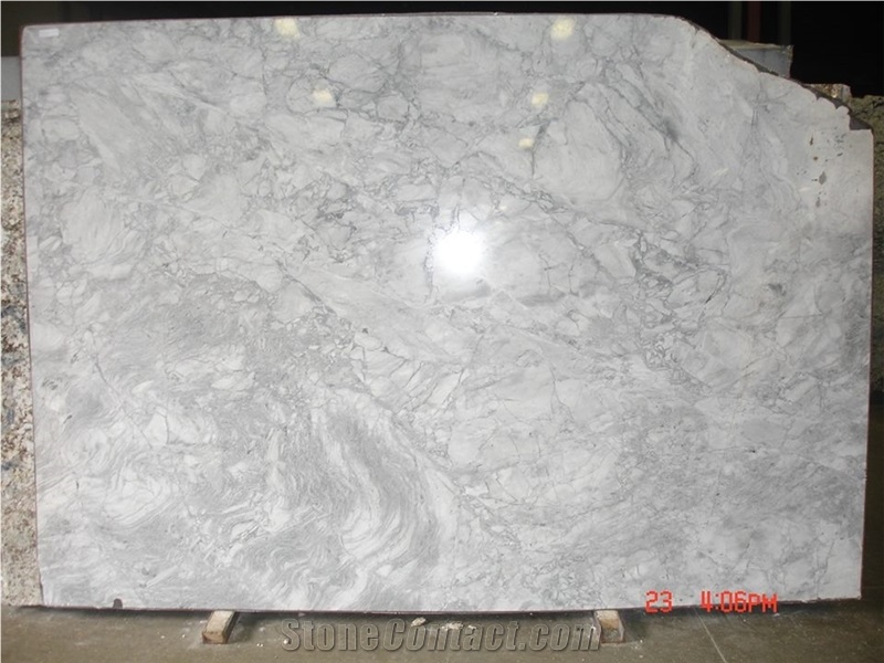 Super White Quartzite Slabs