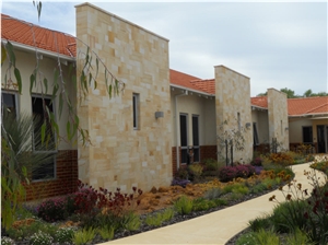 Donnybrook Sandstone Facade, Wall Bricks