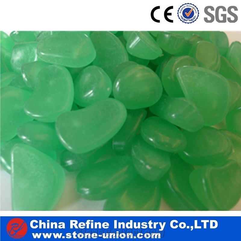 Romantic Glowing Pebble Stone Exporter, Landscaping River Pebble Paving, Glowing in Dark Pebble Stone, Customized Cobbles 3-5cm River Stone