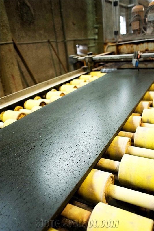 Pietra Basaltina Basalt Flamed Slabs & Tiles, Italy Grey Basalt