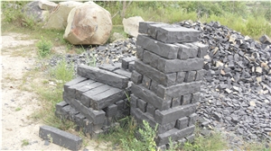 Zhangpu Black Basalt Side Stone, Cheap Black Basalt Kerbstone, China Black Basalt Curbstone Surface in All Sides Natural Split Finish