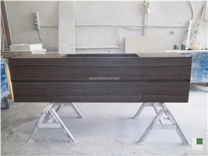 Bathroom Piece Of Furniture with Drawers That Can Be Opened, Panelled with Eramosa Marble