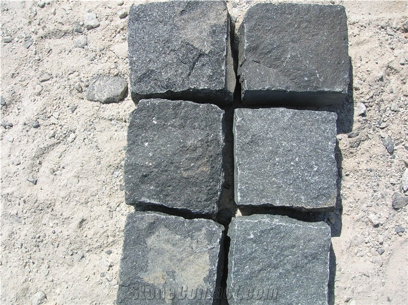 Black Granite Cobble Stone