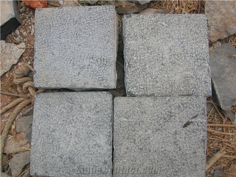 Black Granite Cobble Stone