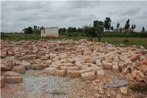 Mysore Yellow Granite Cobble Stone