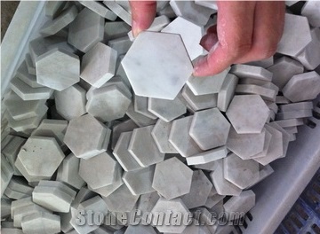 Mesh Stone Pavers,Cube Stone,Stone on Net,Flagstone on Net,Coutryard Road Pavers,Exterior Pattern,Flooring Covering,Paving Stes,China Granite Paving Stone,Walkway Pavers,Garden Stepping Pavements,