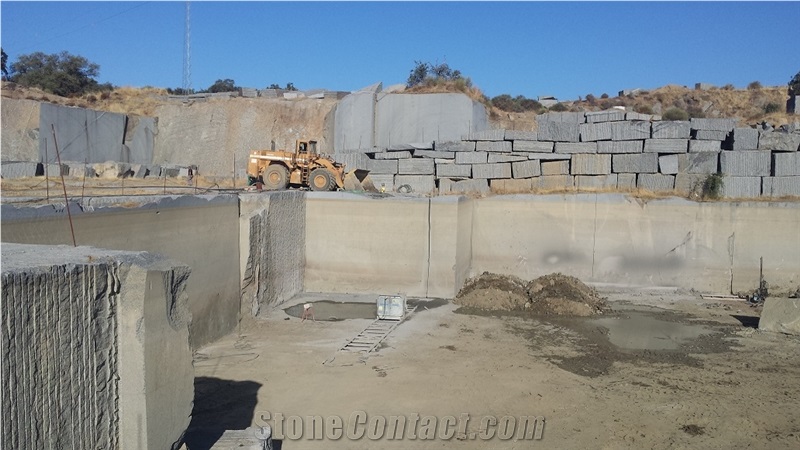 Negro Tezal Granite Blocks, Black Granite Blocks, Granito Negro Tezal