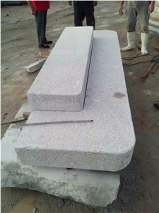 G375 Grey Granite Bushhammered Fine Picked Surface External Steps Sitting Stairs