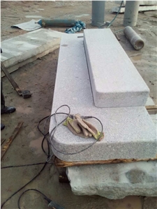 G375 Grey Granite Bushhammered Fine Picked Surface External Steps Sitting Stairs