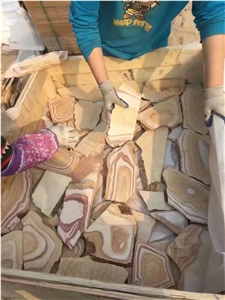 Wood Vein Yellow Sandstone Antique Tumbled Finish Paving Cobble Stone Bricks
