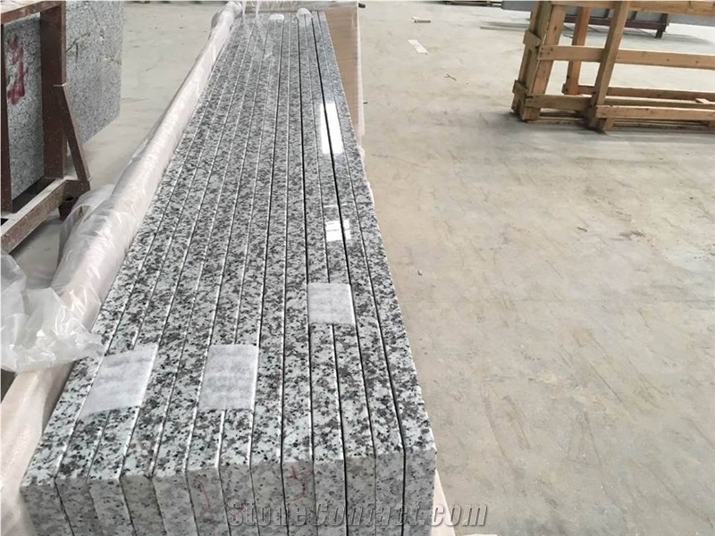 G439 White Granite Countertop,Big White Flower Granite Countertop,Granite Kitchen Countertop