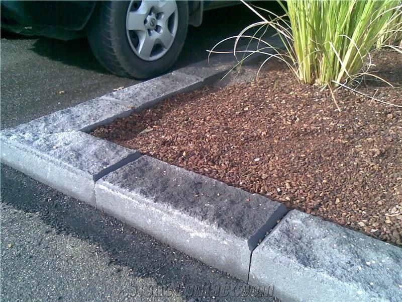 Zhangpu Black Basalt Kerbstone,Road Stone Curbs Kerb Stone Side Stone Paver Landscaping Stone Exterior