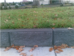 Zhangpu Black Basalt Kerbstone,Road Stone Curbs Kerb Stone Side Stone Paver Landscaping Stone Exterior
